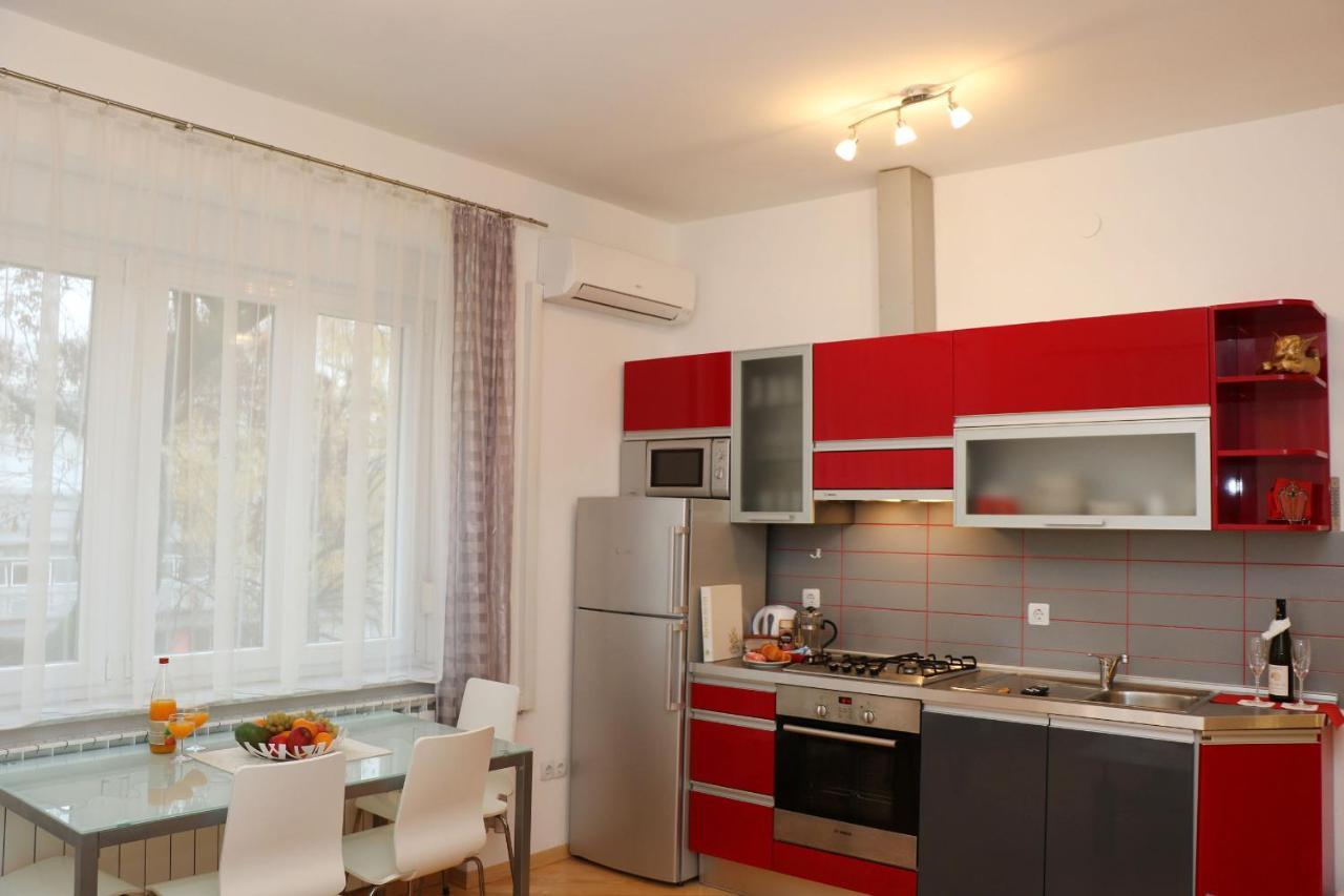 Apartment Elena 1, Zagreb City With Garage Eksteriør billede